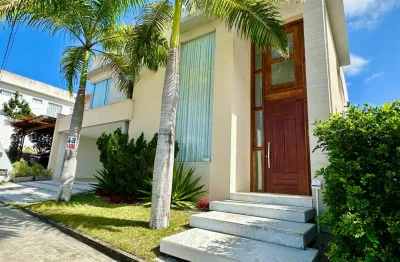 ALUGO Belíssima Casa com 5 Suítes em Condomínio Fechado em Nova Parnamirim- Parnamirim/RN.