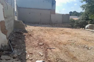 Terreno comercial à venda no Centro, Piedade 