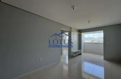 Apartamento semimobiliado bairro rau - jaraguá do sul
