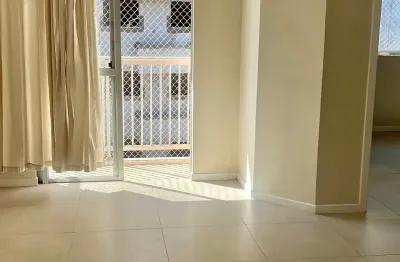 Apartamento 02 dormitórios com vaga de garagem no coração do estreito