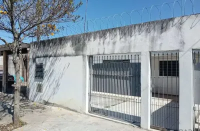 Casa térrea vila amorim, 5 minutos estação de trem de suzano e centro, 3dorms sendo uma suite, sala, cozinha, banheiro, lavanderia coberta e 2 vagas.  - ca1784