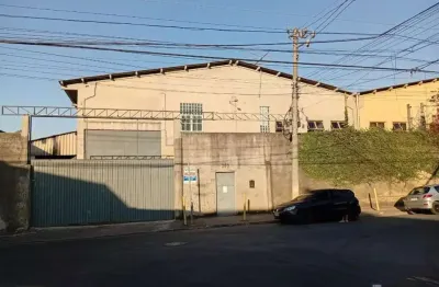 Galpão quinta da boa vista itaquaquecetuba sp  para locação com 750m², zoneamento zudi  (zona de uso industrial diversificado), 7,5 pé direito, recepção, 3 escritórios, 4 wcs feminino/masculino,  refe