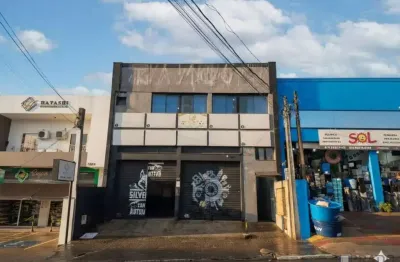 Locação Salão Comercial na Glicério, 320 m² de área construída, terreno 10 x 40 = 400 m², 2 banheiros, depósito, Copa, escritório, 4 metros de pé direito, estacionamento para 3 carros,  uma personaliz