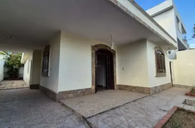 Casa com 4 quartos à venda na Rua Sebastião Nepomuceno, 142, Itapoã, Belo Horizonte