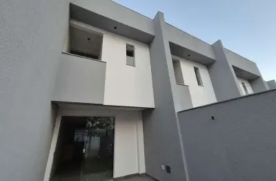 Casa com 2 quartos à venda na Rua Professora Vicentina Barreto, 97, Planalto, Belo Horizonte