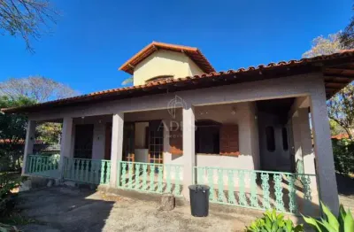 Casa com 4 quartos para alugar na Rua Domingos Costa Rezende, 57, Braúnas, Belo Horizonte