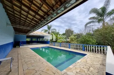 Aluguel chácara com piscina e casa sobrado 3 dormitórios - conhecida como recanto democrata - bairro guamirim - caçapava