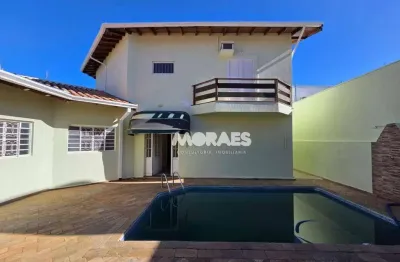 Casa sobrado com 5 quartos, 360 m² - venda por r$ 1.550.000 ou aluguel por r$ 6.400/mês - jardim estoril - bauru/sp