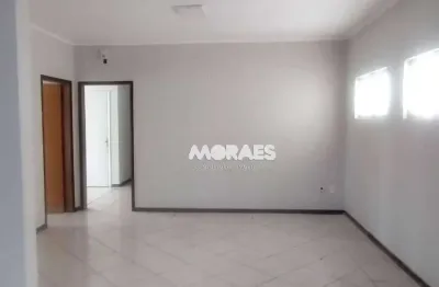 Casa para alugar, 243 m² por r$ 5.000/mês - vila universitária - bauru/sp