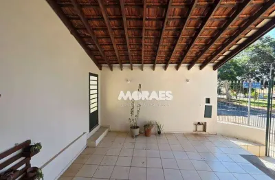 Casa com 3 quartos para alugar, 266 m² por r$ 2.300/mês - jardim terra branca - bauru/sp