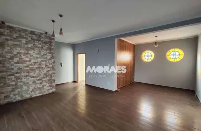 Casa com 4 dormitórios para alugar, 256 m² por r$ 5.000,00/mês - higienópolis - bauru/sp