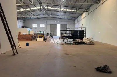 Barracão para alugar, 693 m² por r$ 12.000/mês - vila engler - bauru/sp