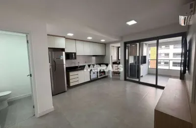 Apartamento novo e mobiliado com 2 suítes, 87 m² - venda por r$ 899.000 ou aluguel por r$ 4.600/mês - city towers two - bauru/sp