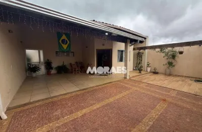 Casa com 3 quartos, 1 suíte, à venda, 345 m² por r$ 850.000 - jardim colonial - bauru/sp