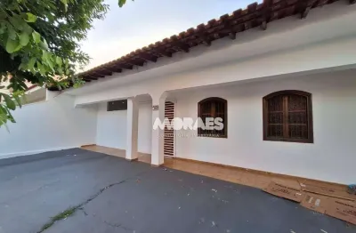 Casa com 4 quartos, 1 suíte para alugar, 300 m² por r$ 4.000/mês - vila cidade universitária - bauru/sp