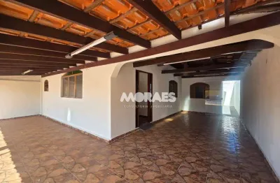 Casa com 3 quartos para alugar, 200 m² por r$ 1.800/mês - núcleo residencial presidente geisel - bauru/sp