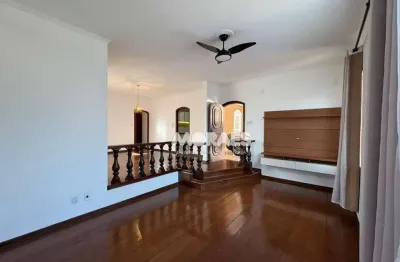 Casa com 3 quartos, 1 suíte, 2 vagas, para alugar, 363 m² por r$ 4.500/mês - jardim cruzeiro do sul - bauru/sp