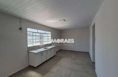 Casa com 3 quartos, 4 vagas à venda, a/c 80 m² por R$ 200.000 - Núcleo Residencial Edison Bastos Gasparini - Bauru/SP