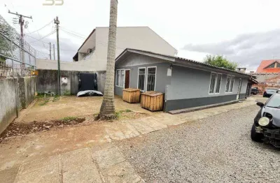 Terreno com Casa com 3 dormitórios à venda, 62 m² por R$ 690.000 - Novo Mundo - Curitiba/PR