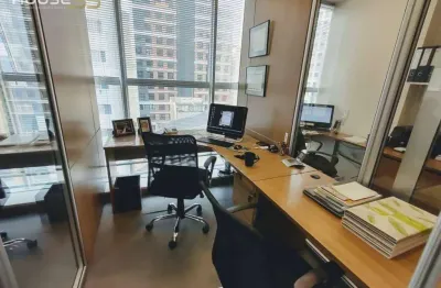 Sala comercial à venda na Rua Emiliano Perneta, Centro, Curitiba