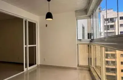 Lindo apartamento de 03 quartos em itapuã com varanda e lazer completo! 