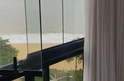 Lindo apartamento com 03 quartos´suíte, frente para o mar na praia de itaparica!