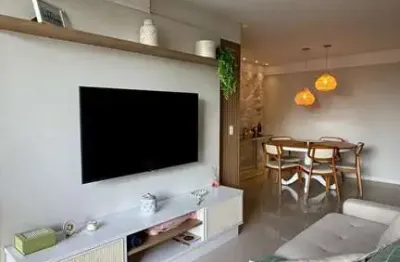 Lindo apartamento de 02 quartos em itapuã com varanda e lazer completo!