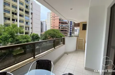 Lindo apartamento de 03 quartos na praia da costa com varanda próximo ao shopping praia da costa! 