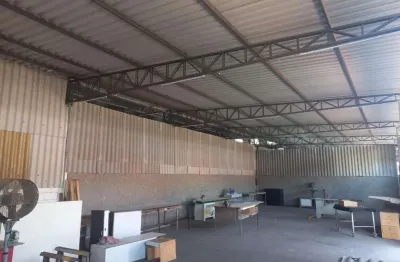 Galpão para alugar, 800 m² por r$ 8.000,00/mês - zona industrial - iperó/sp