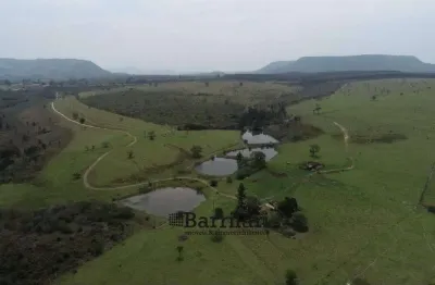 Chácara / sítio à venda na Zona Rural, Botucatu 