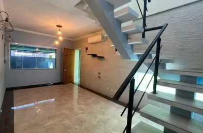 Excelente casa sobrado para locação no bairro centro em taubaté