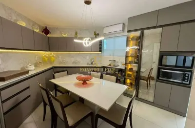 Casa com 5 quartos à venda no Candelária, Natal 
