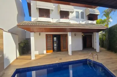 Belíssima casa disponível para venda bem no coração da vila paraíba guaratinguetá sp.