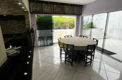Encantadora casa 100% mobiliada no bairro das nações em timbó
