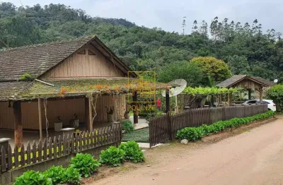 Seu refúgio natural no caminho dos anjos, um paraíso em rodeio