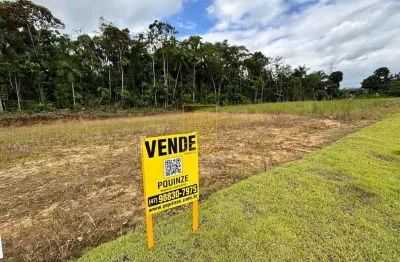 Lote com 312,50m² em região tranquila e bem localizada