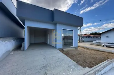 Imóvel aconchegante com churrasqueira na araponguinhas