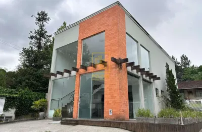 Sala comercial com casa e apartamento no bairro imigrantes