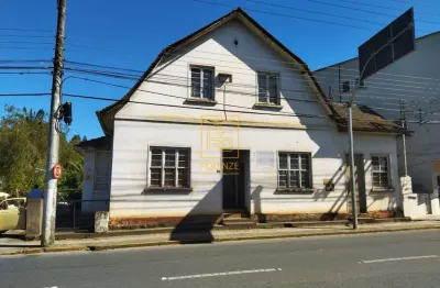 Casa no centro de timbó - ótima localização para ponto comercial