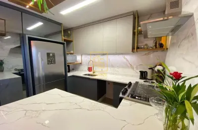 Descubra este incrível sobrado em balneário piçarras, a poucos metros da praia!