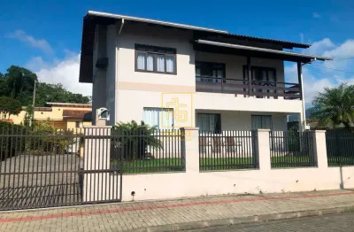 Imóvel com potencial de renda no padre martinho stein
