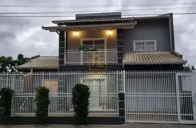 Sobrado mobiliado a 150 metros do mar com área de lazer completa