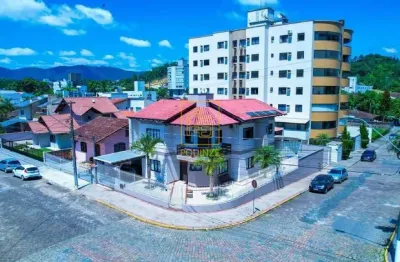 Residência de luxo em indaial - conforto e sofisticação em cada detalhe!