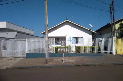 Casa com 3 quartos à venda na Rua Nossa Senhora do Rocio, 1893, Centro, Cambé