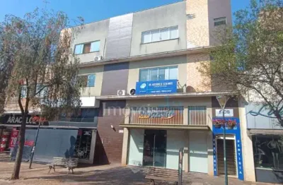 Sala comercial para alugar na Avenida Brasil, 63, Centro, Cambé