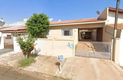 Casa com 3 quartos à venda na Rua Vergílio Sgobero, 50, Jardim Itália, Cambé