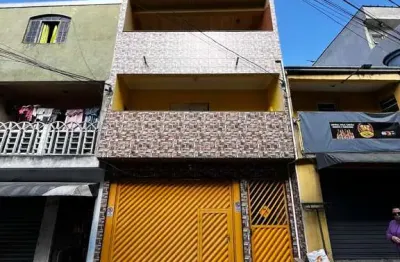 Casa com 3 quartos para alugar na Rua Samuel Wainer, 387, Jardim Flórida, Mauá