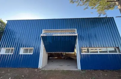 Pavilhão para locação em gravataí, neópolis, 2 banheiros, 8 vagas