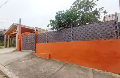 Casa para Locação em Gravataí, Loteamento Jardim Timbaúva, 2 dormitórios, 1 banheiro, 2 vagas