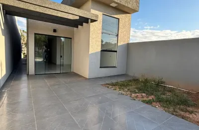 Residência individual a venda - passagem lateral - sobra de terreno - próx. mercado vitor